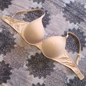 PINK Victoria's Secret push-up bra size 36D
